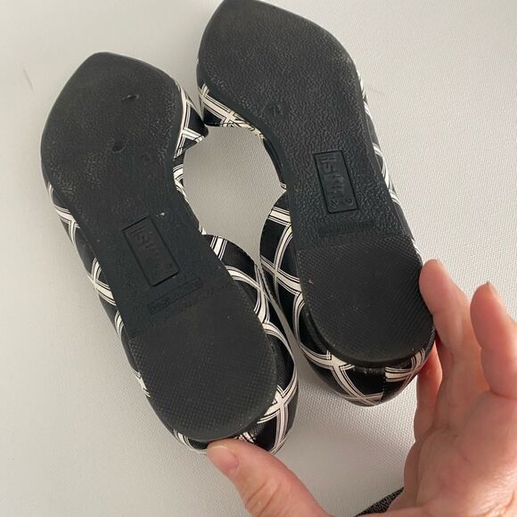 Brash Black/White  Pointed Toe Flats 7.5 - Picture 7 of 8